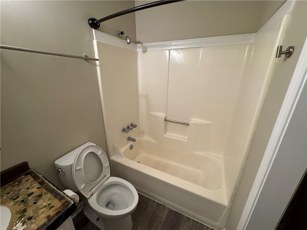 125 Maple Street 101