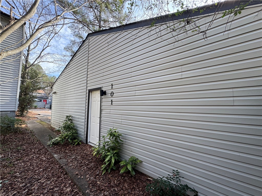 125 Maple Street 101