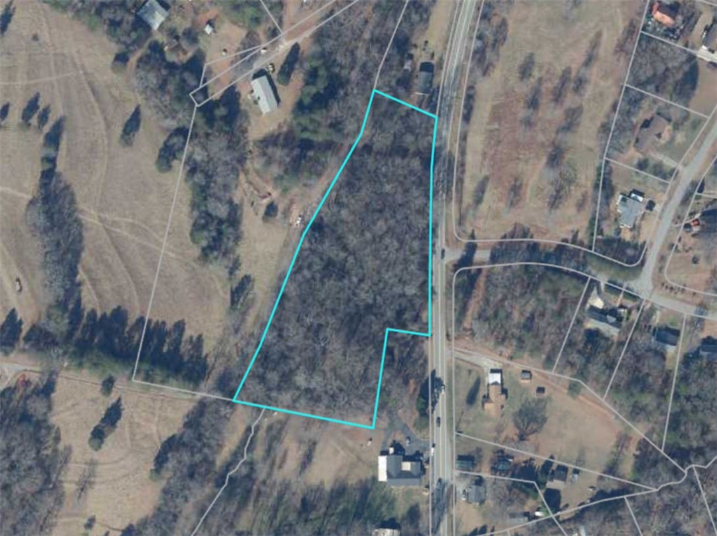 5298 Moorefield Memorial Highway