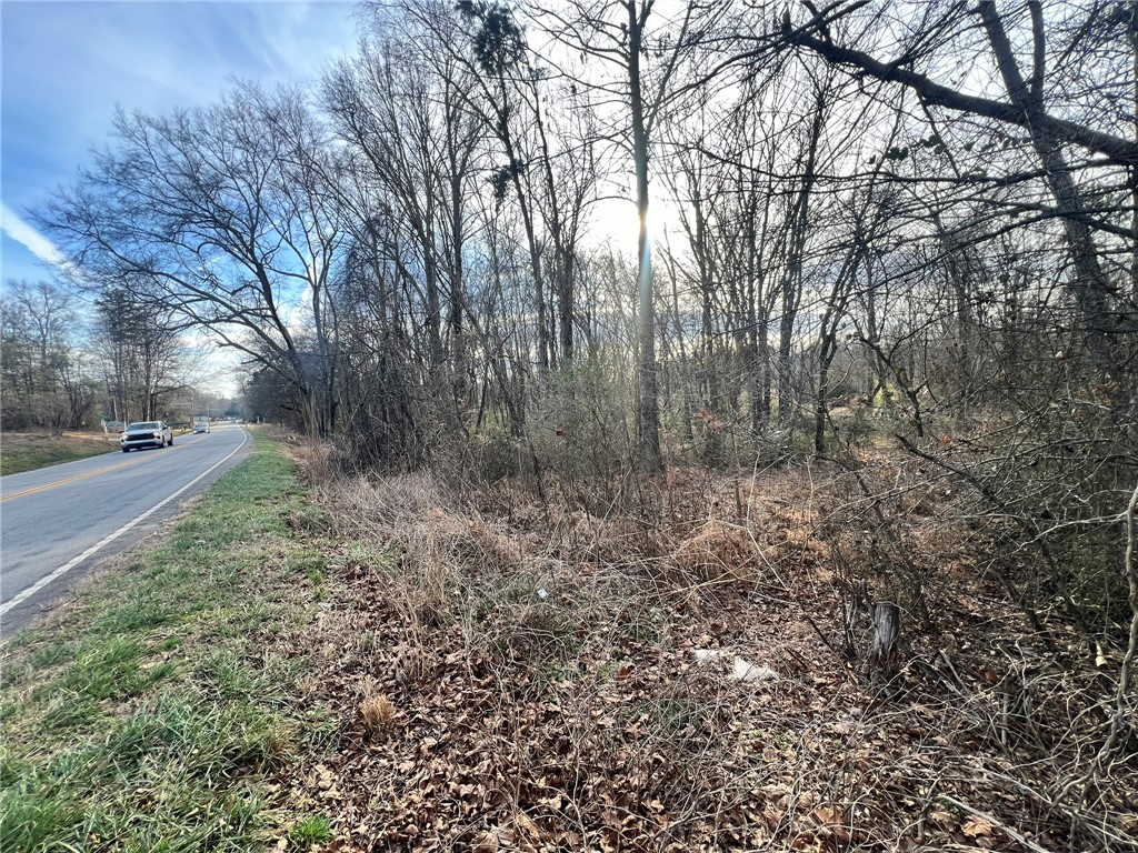 5298 Moorefield Memorial Highway