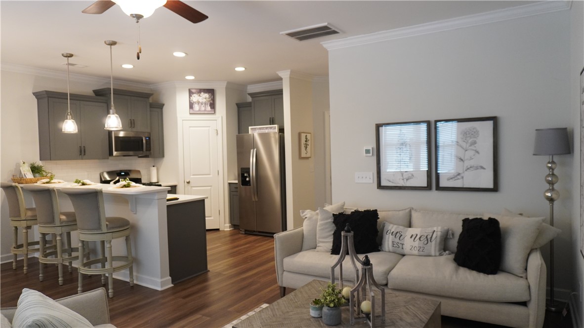 217 Nautique Court