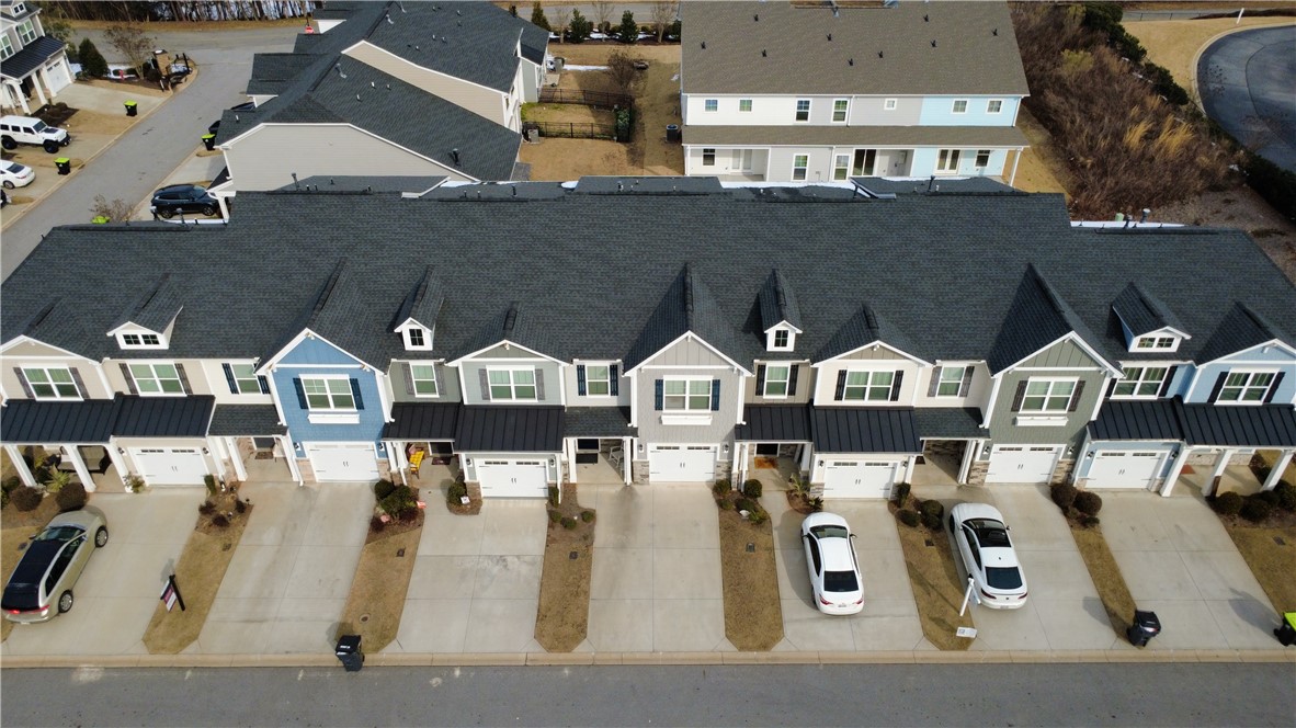 217 Nautique Court