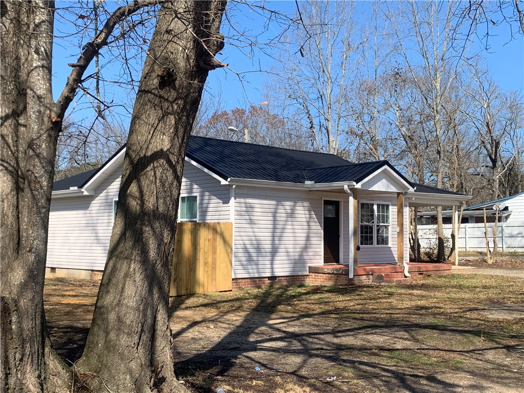 2910 Chambers Road