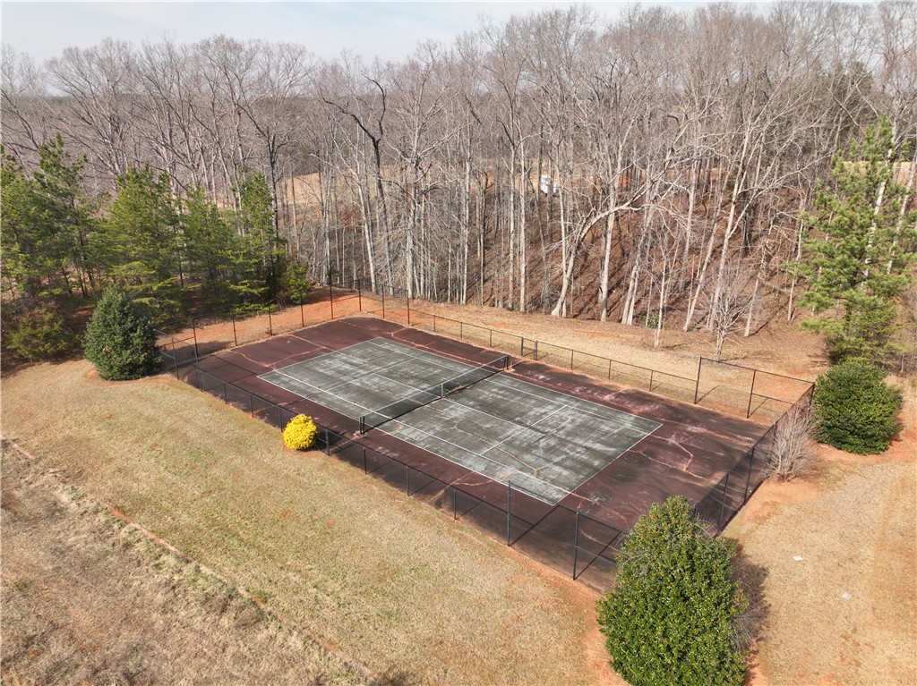 130 W Waters Edge Lane