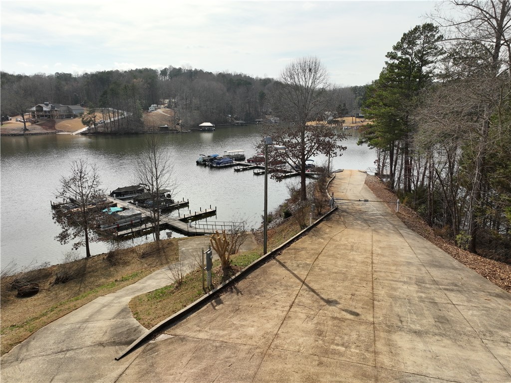 130 W Waters Edge Lane