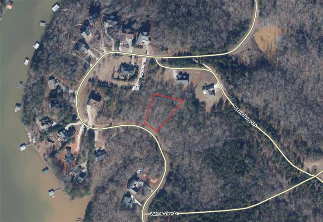 130 W Waters Edge Lane