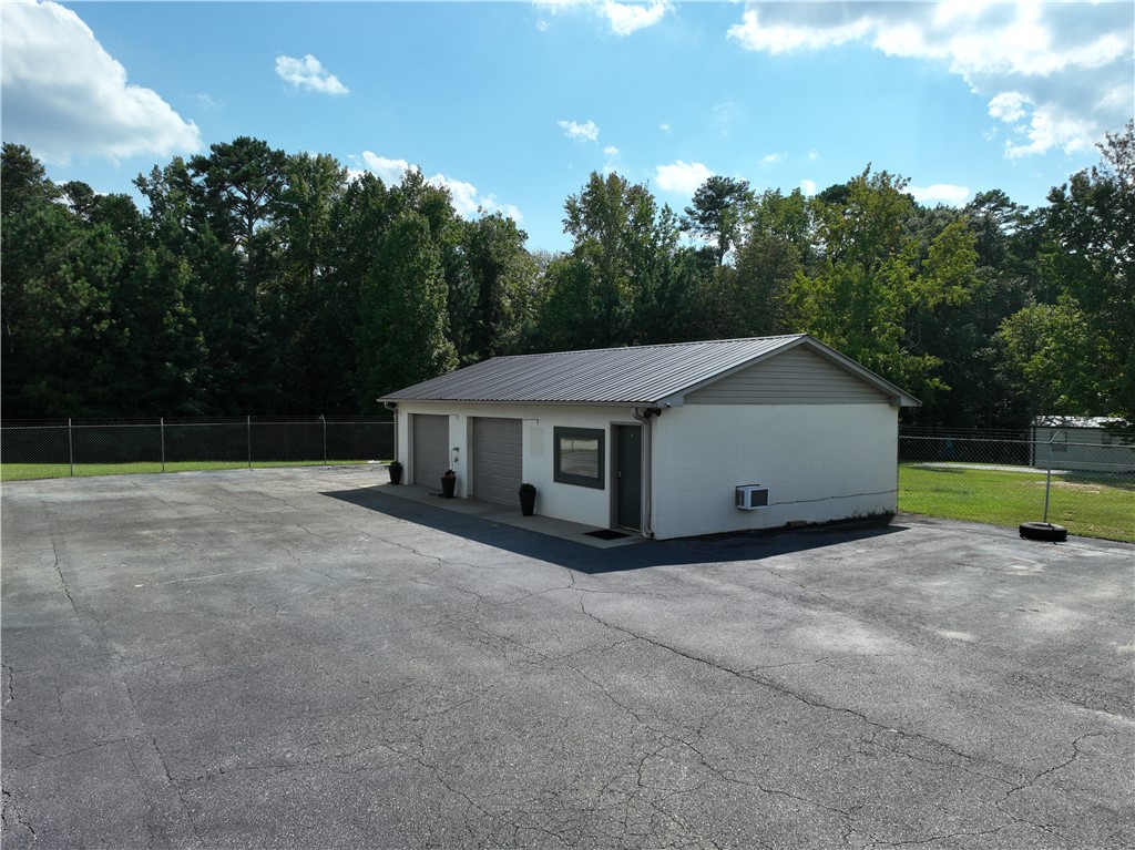 1425 Amity Road