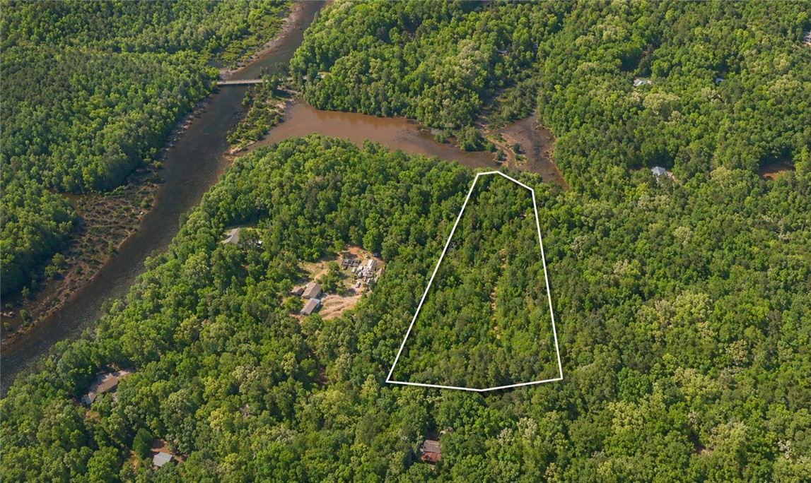 418 Pin Du Lac Drive