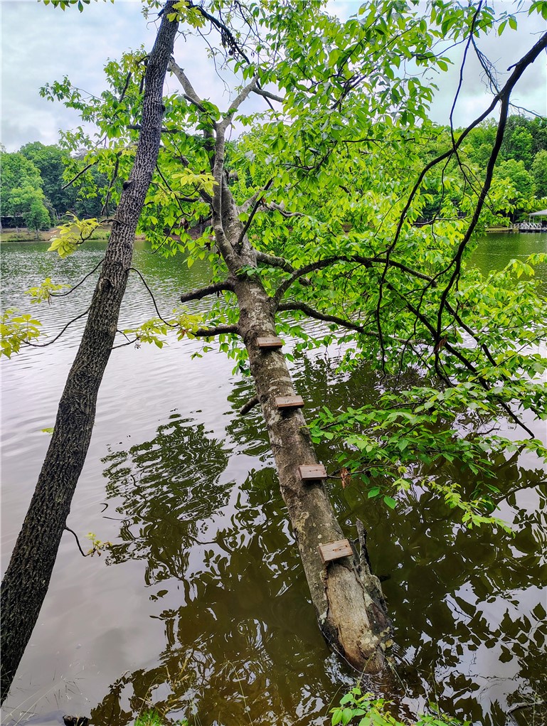 140 Waterside Drive