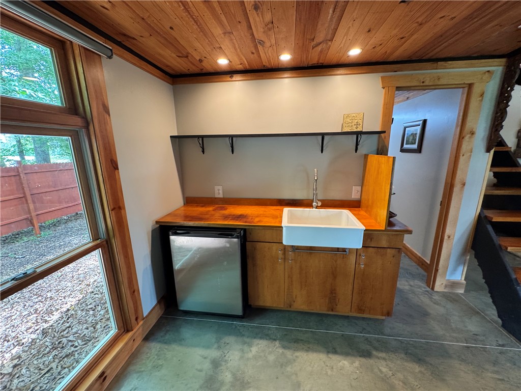 4173 Old Furnace Road