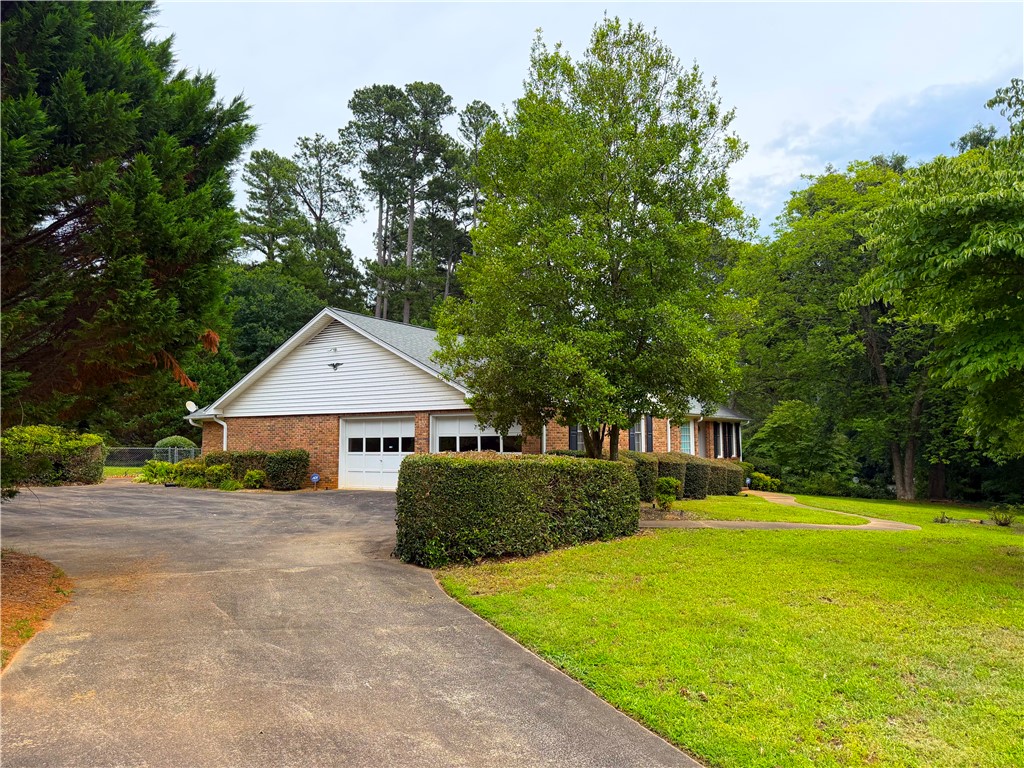 111 Cameron Way