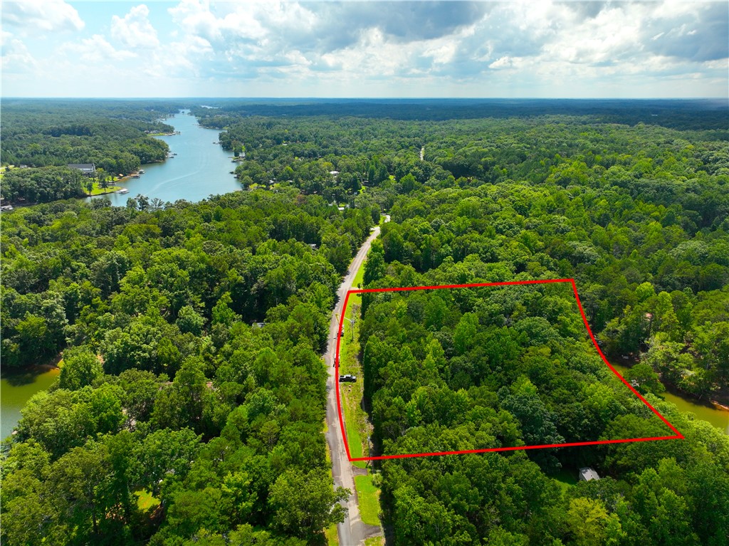89 Lake Forest Drive