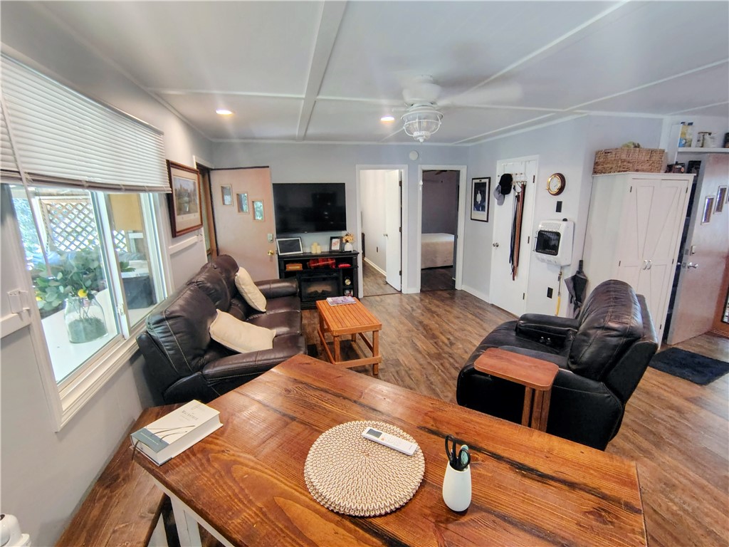 109 Briar Thicket Lane