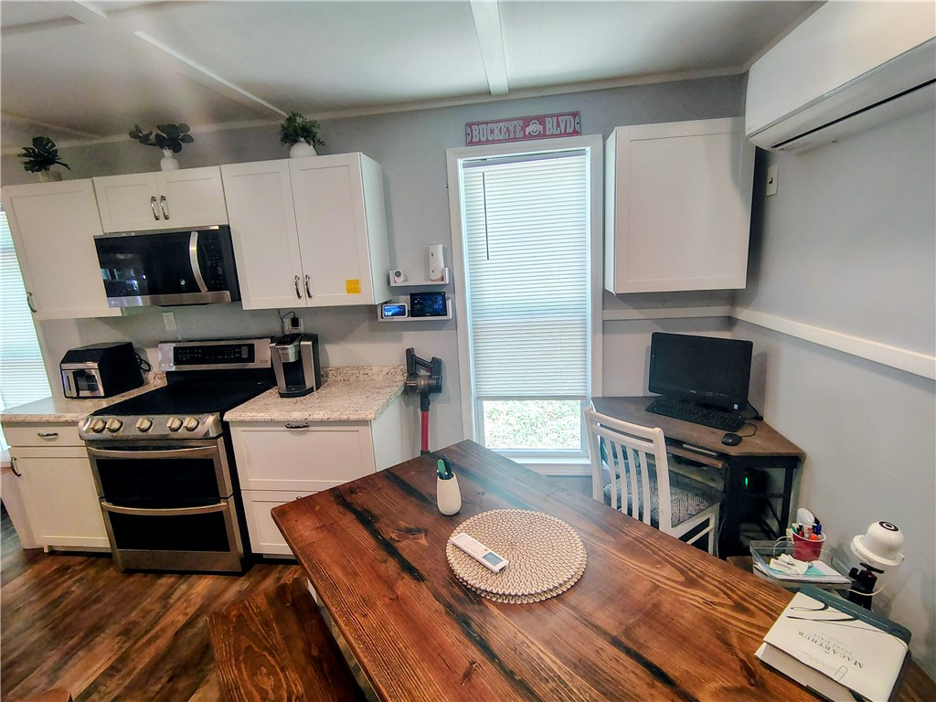 109 Briar Thicket Lane