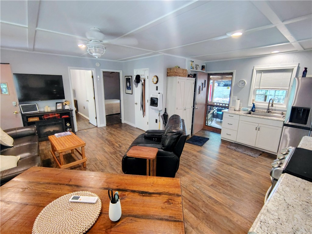 109 Briar Thicket Lane