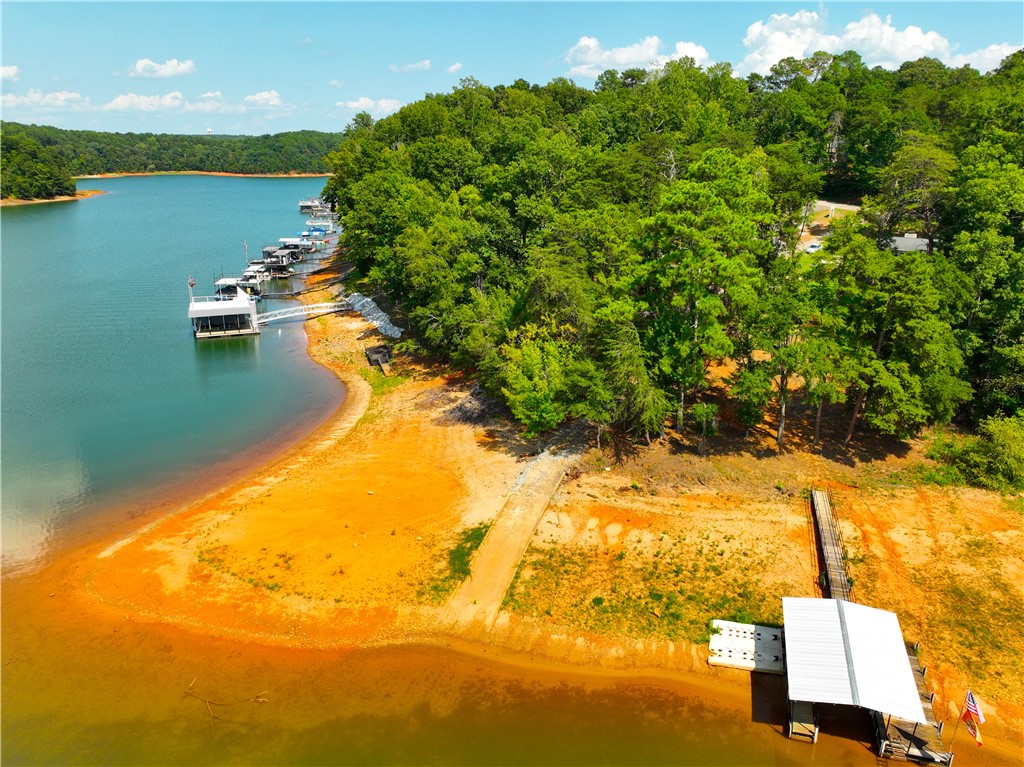 322 Lakeview Drive