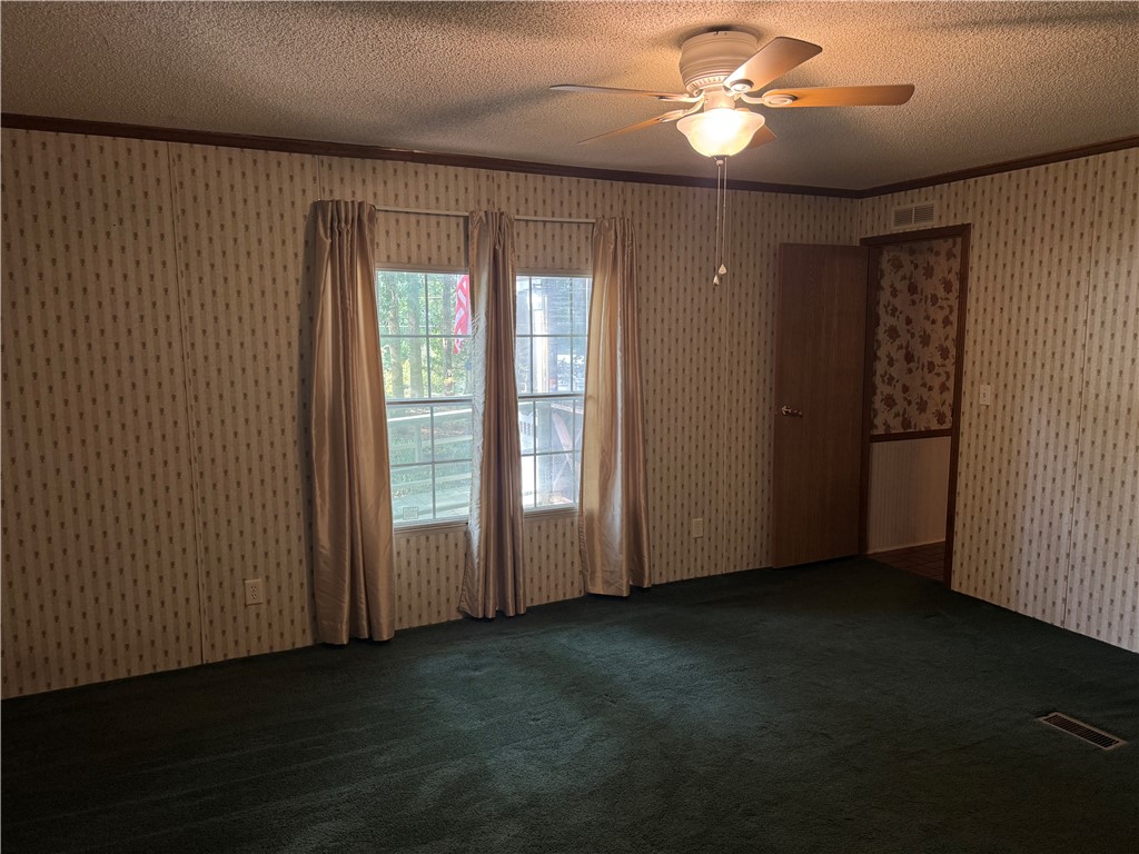322 Lakeview Drive