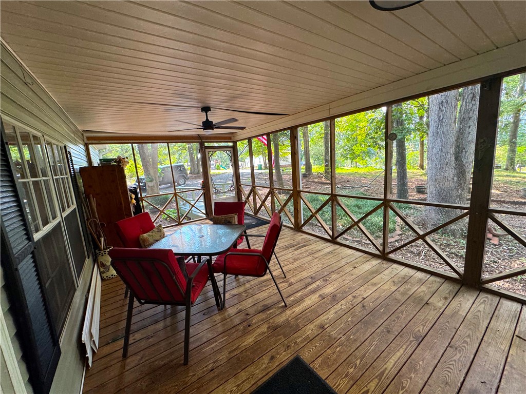 322 Lakeview Drive