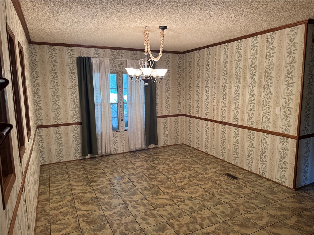 322 Lakeview Drive
