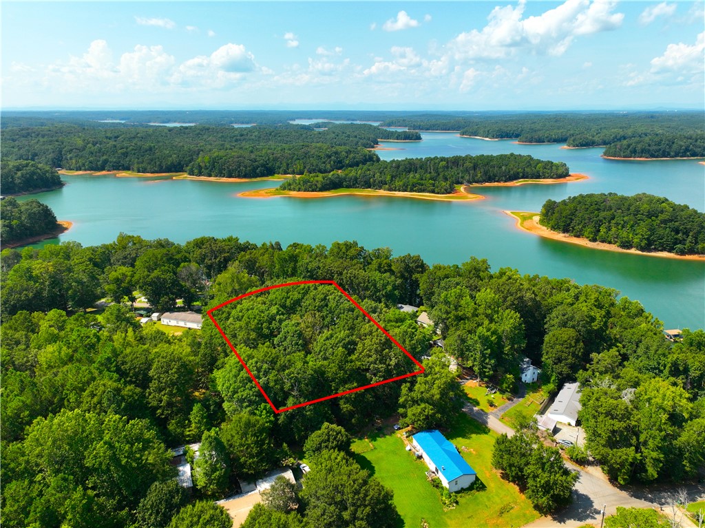 322 Lakeview Drive
