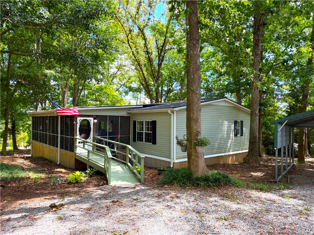322 Lakeview Drive