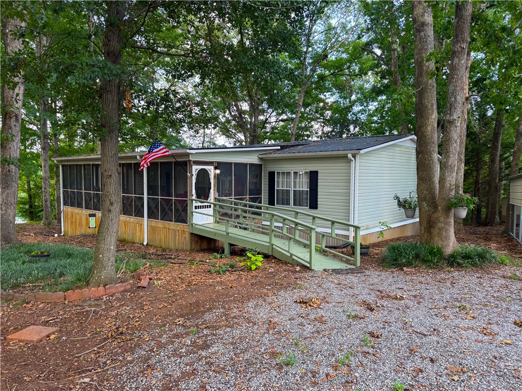 322 Lakeview Drive