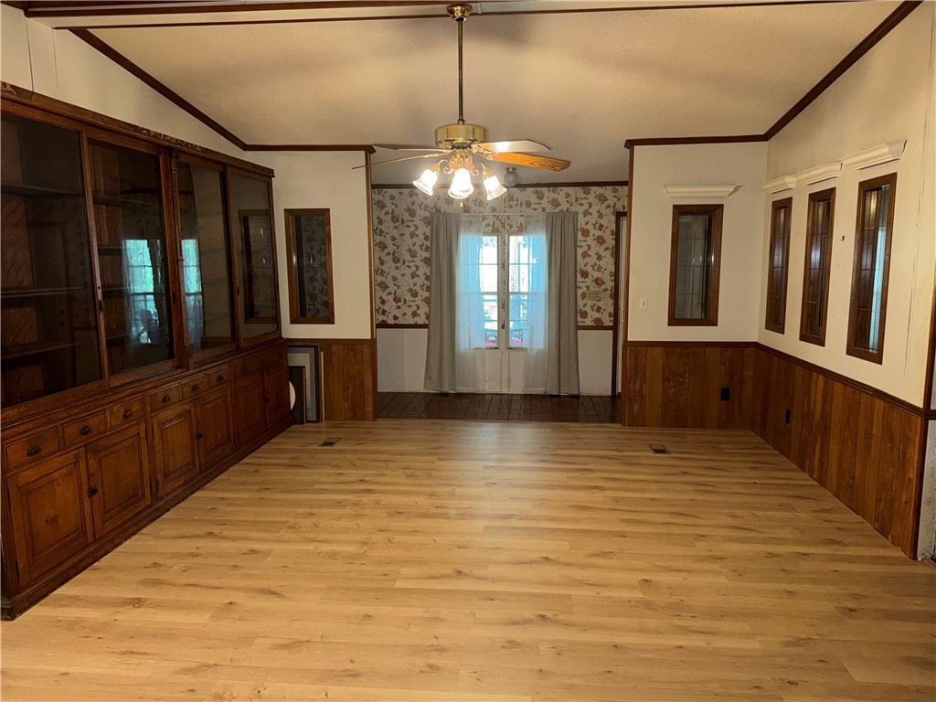 322 Lakeview Drive