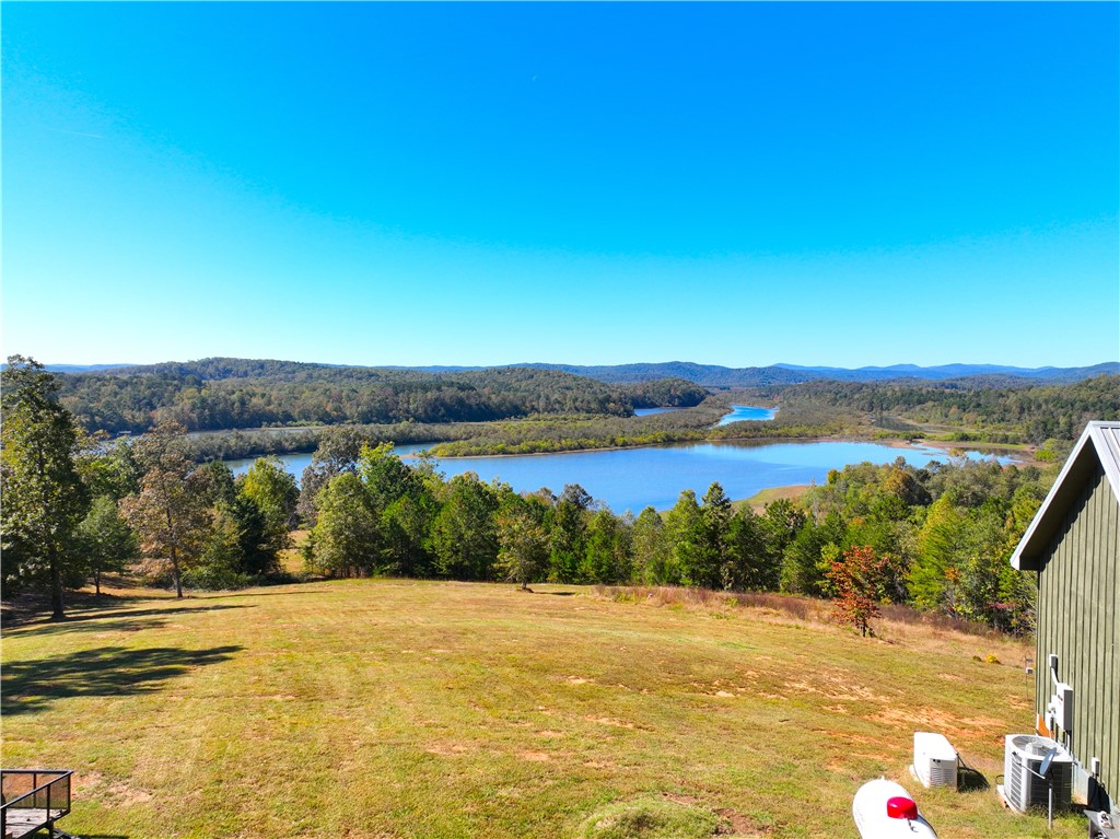 284 River Road