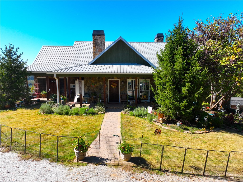 284 River Road