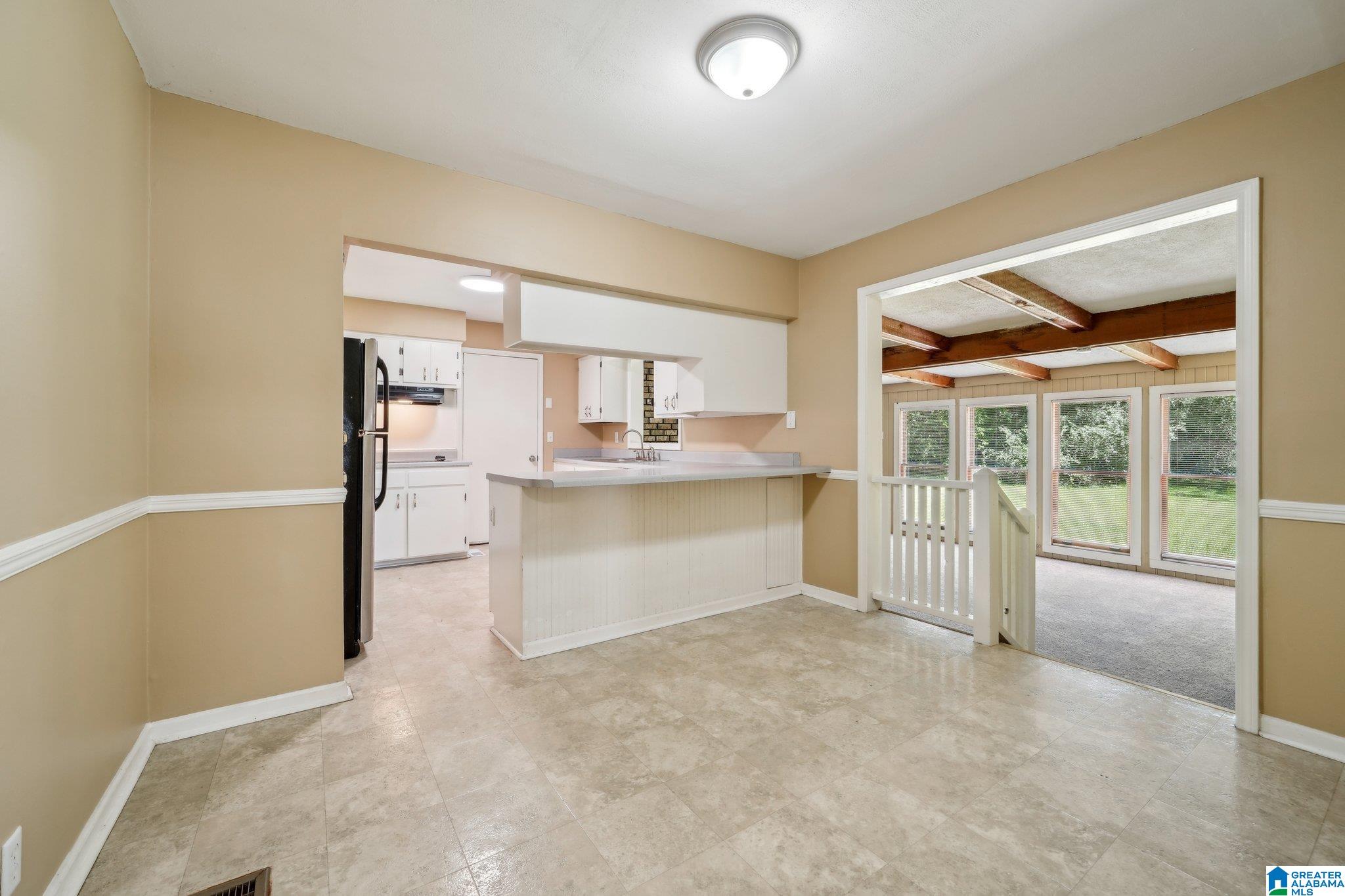 649 ROEBUCK CIRCLE