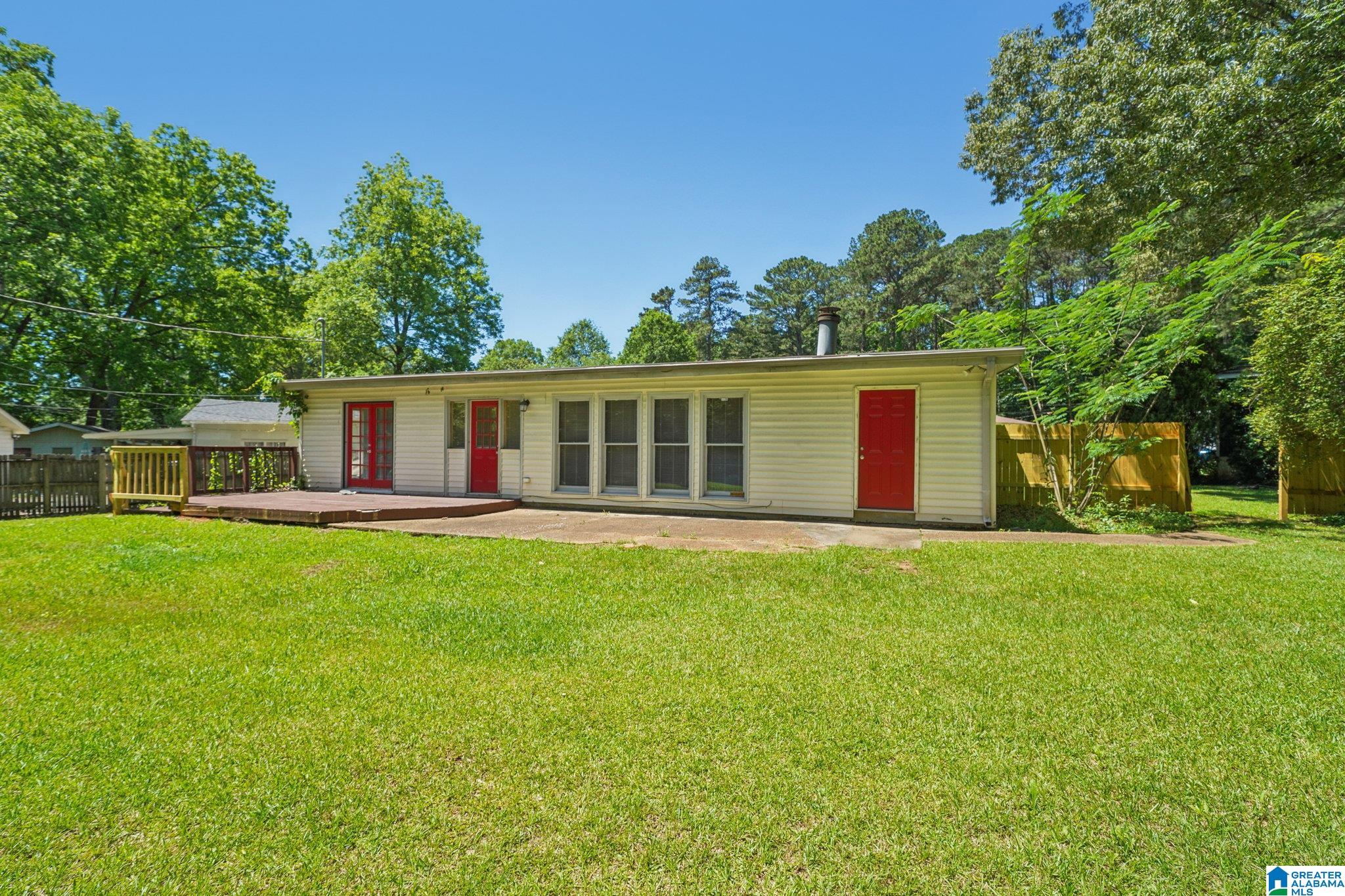 649 ROEBUCK CIRCLE