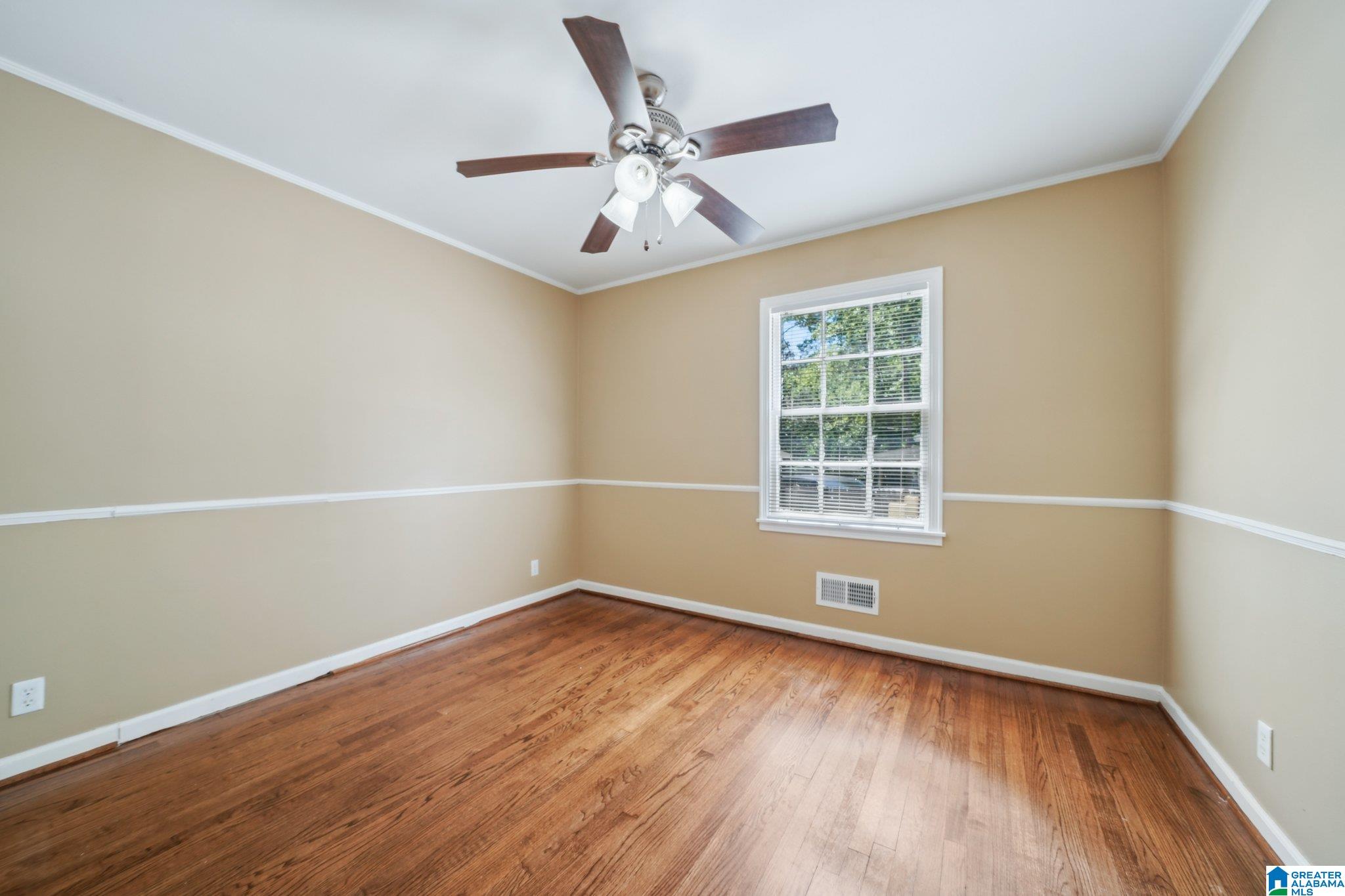 649 ROEBUCK CIRCLE