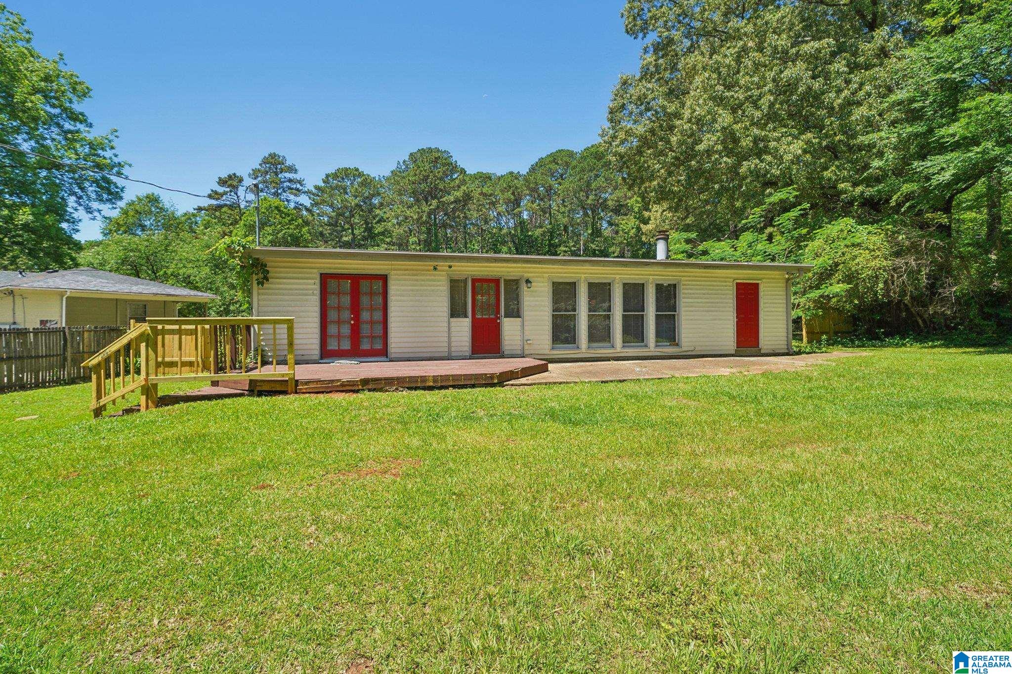 649 ROEBUCK CIRCLE