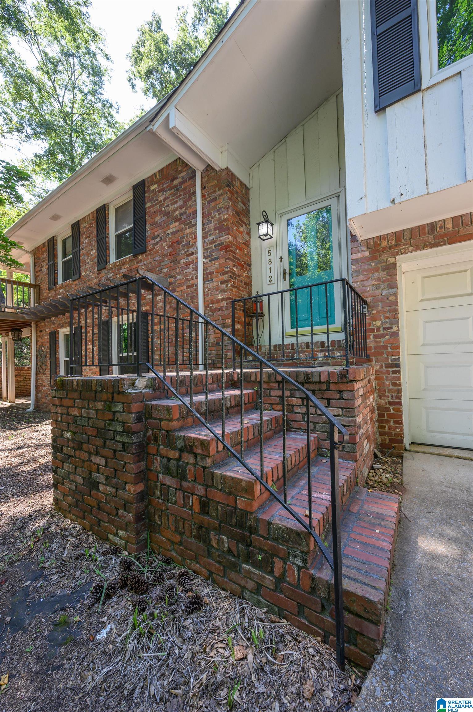 5812 SOUTHCREST ROAD