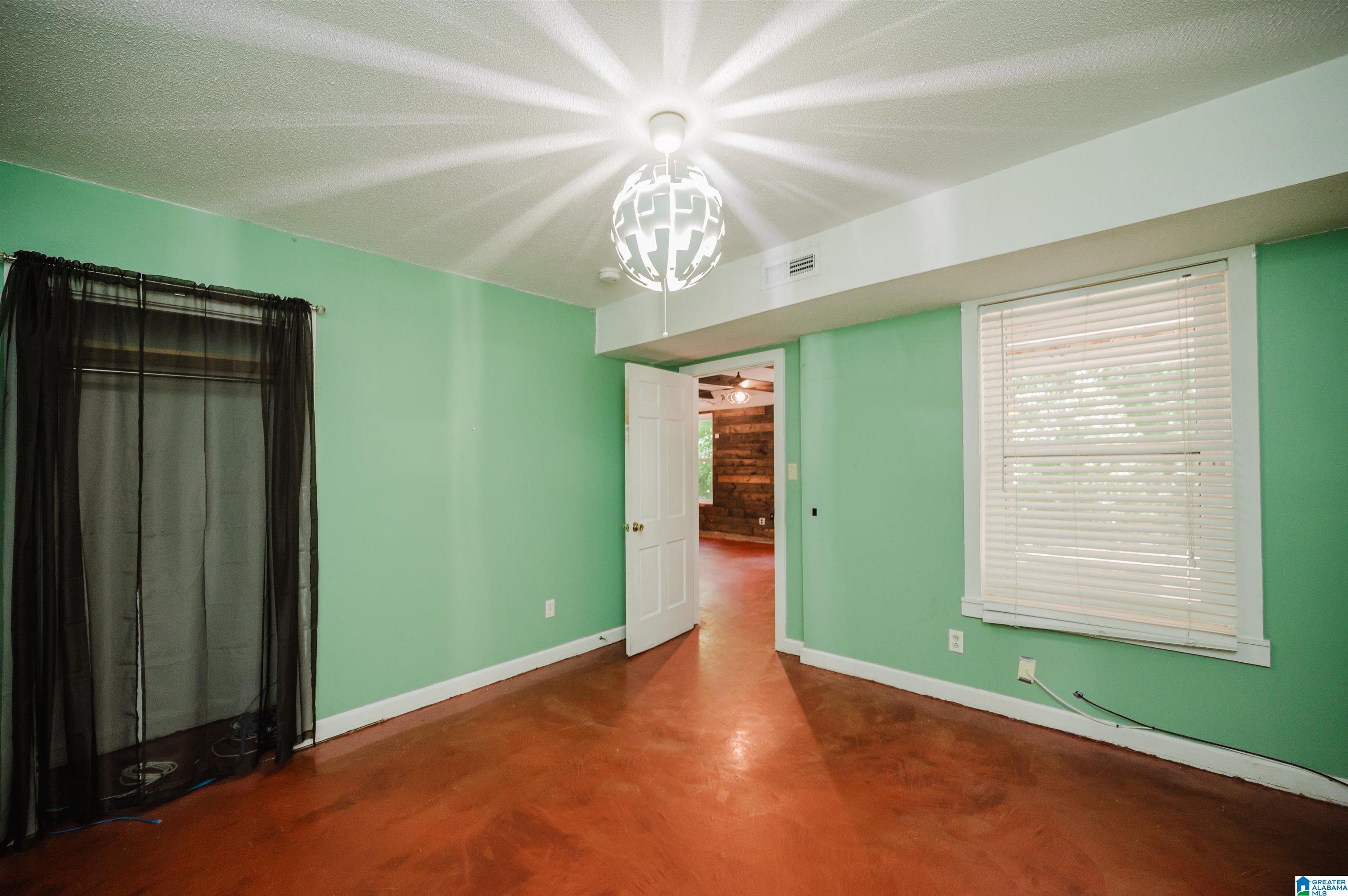 5812 SOUTHCREST ROAD