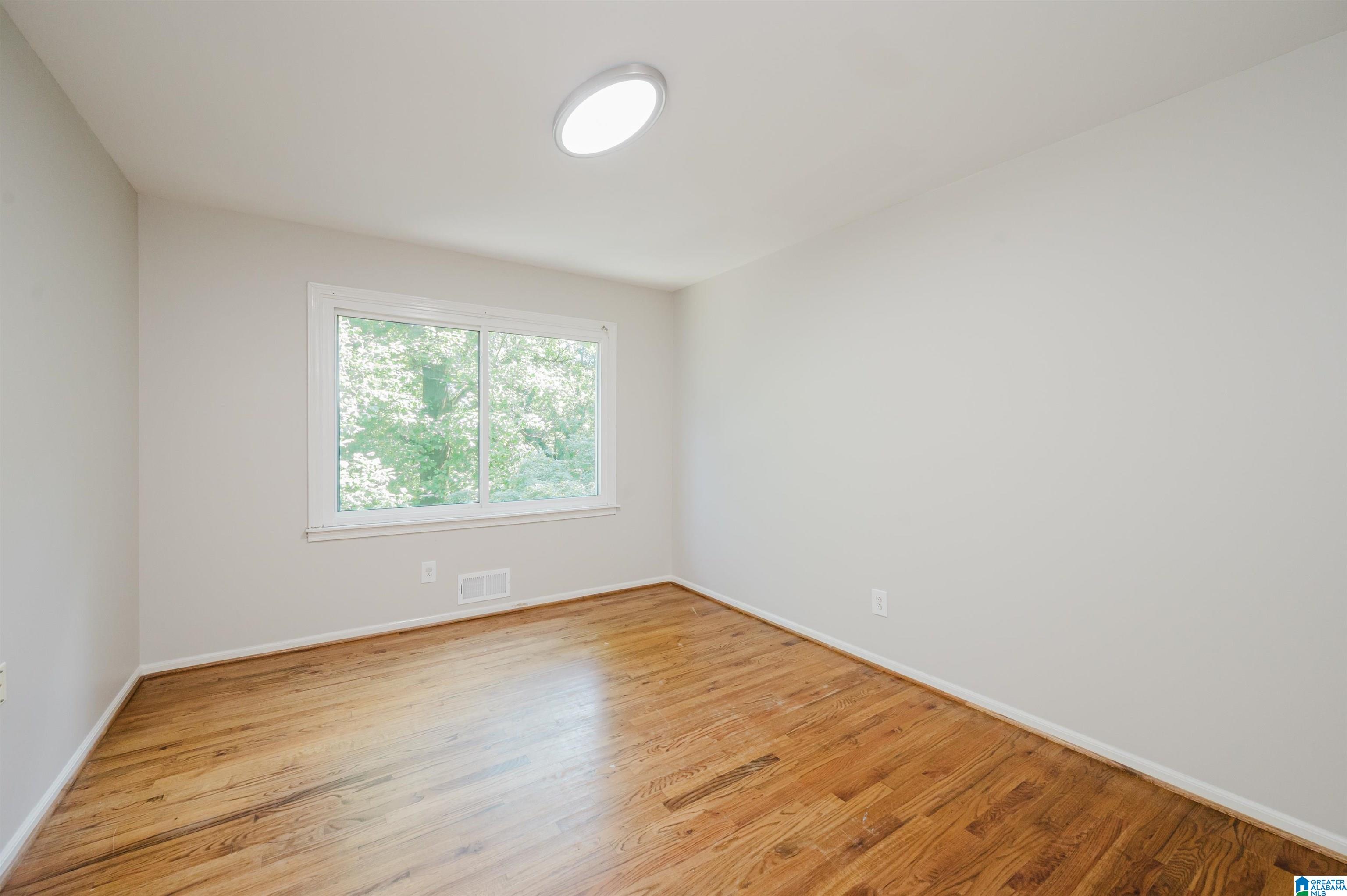 5812 SOUTHCREST ROAD