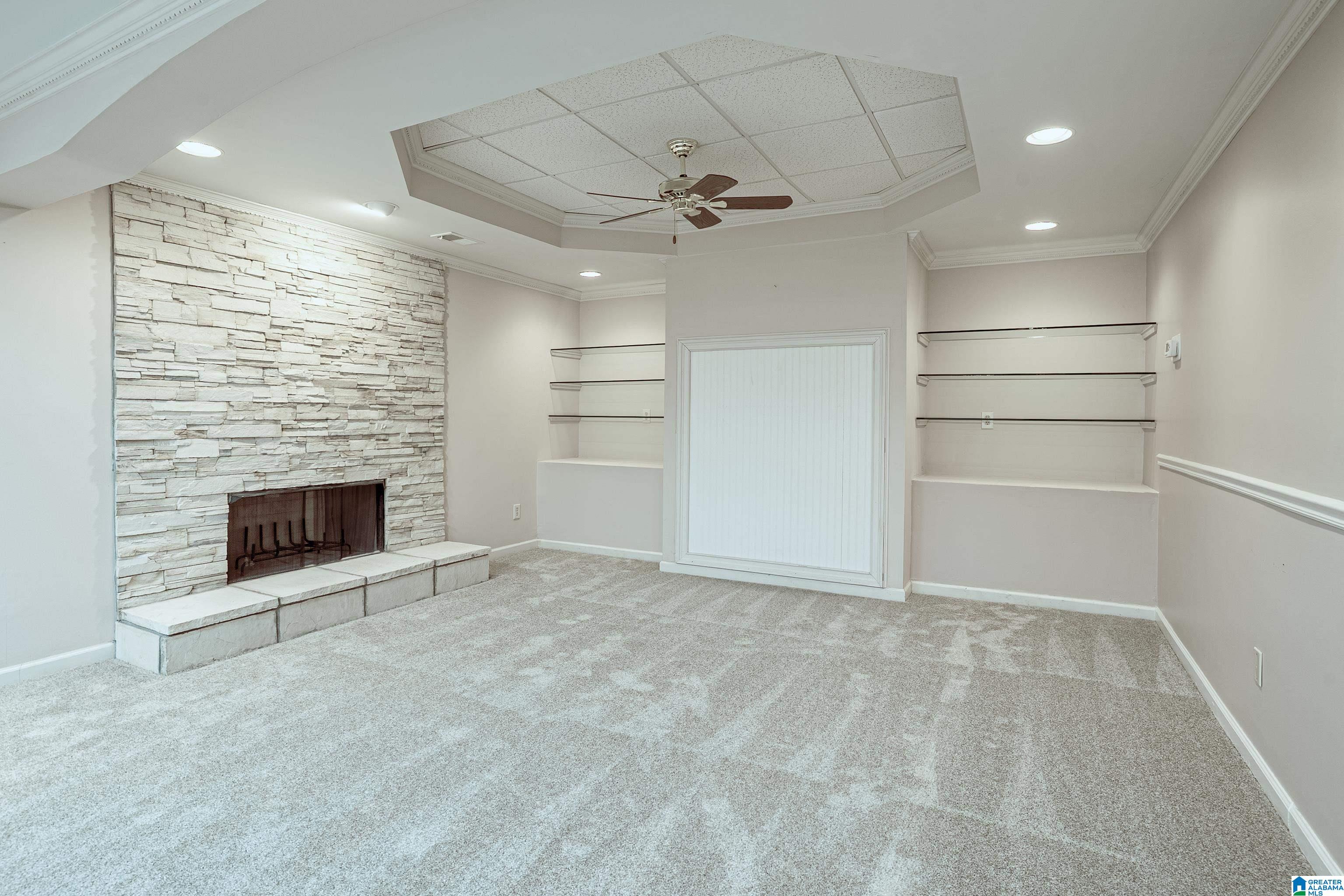 2901 GLENSTONE CIRCLE