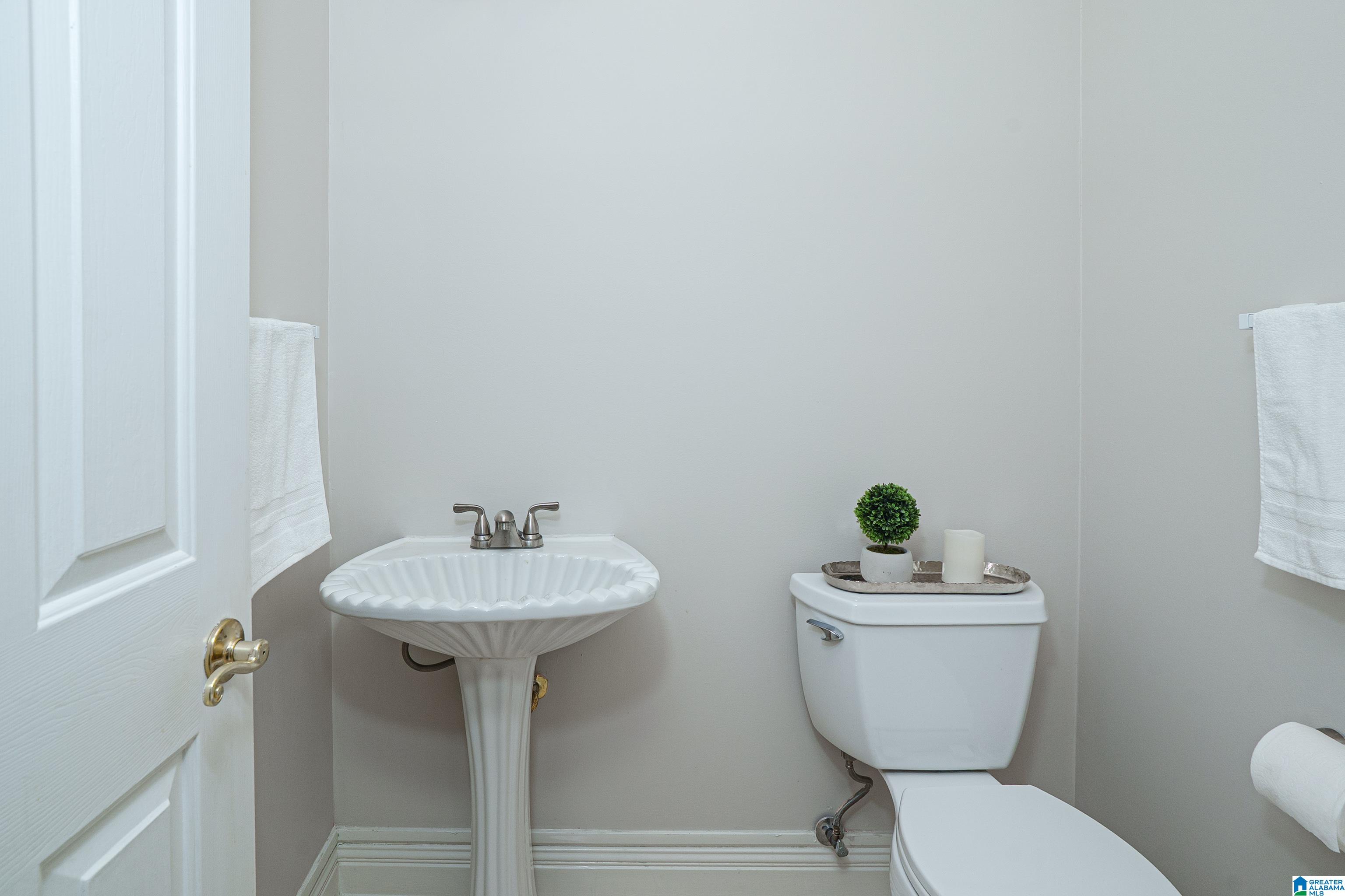 2901 GLENSTONE CIRCLE