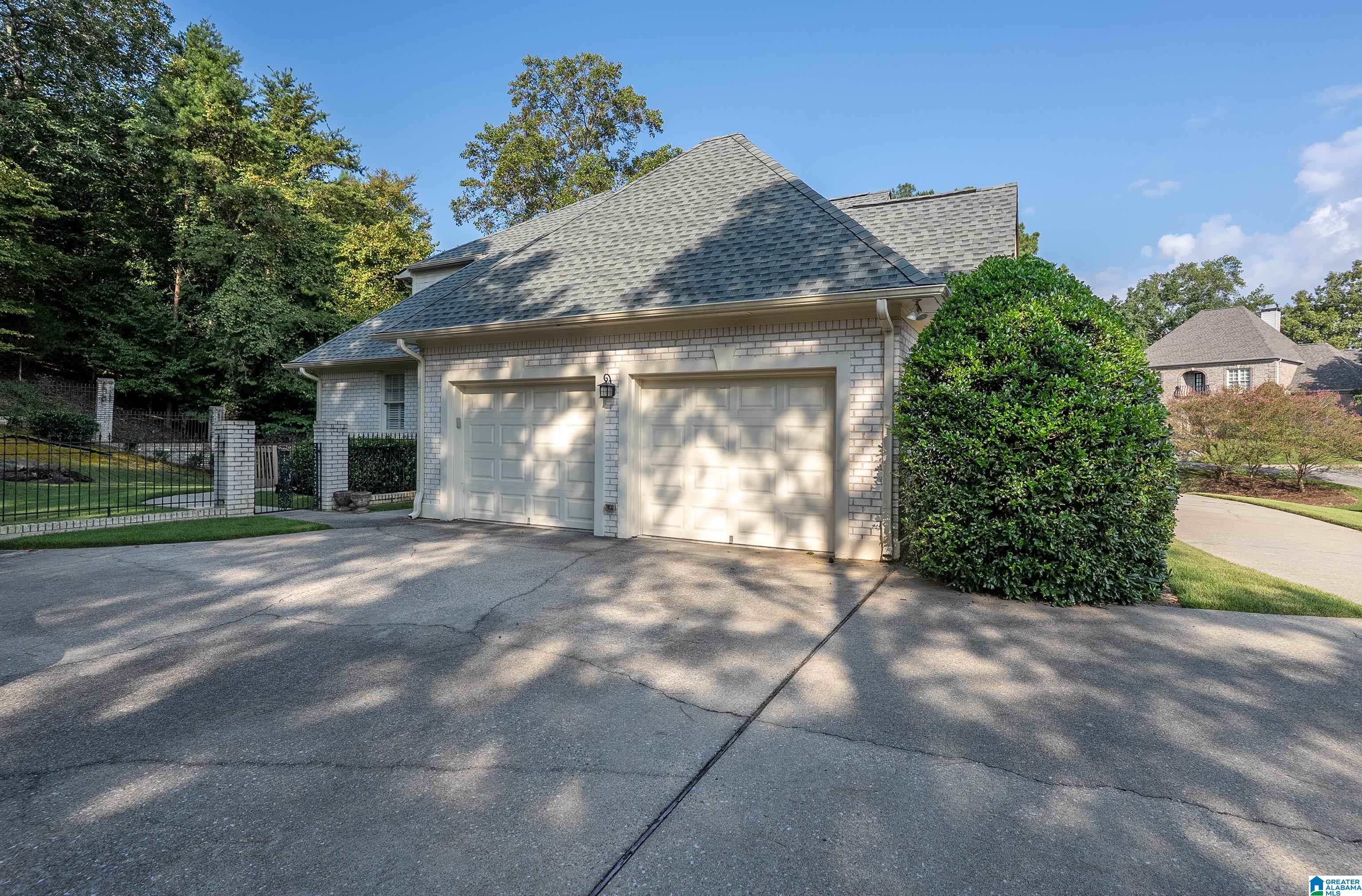 2901 GLENSTONE CIRCLE