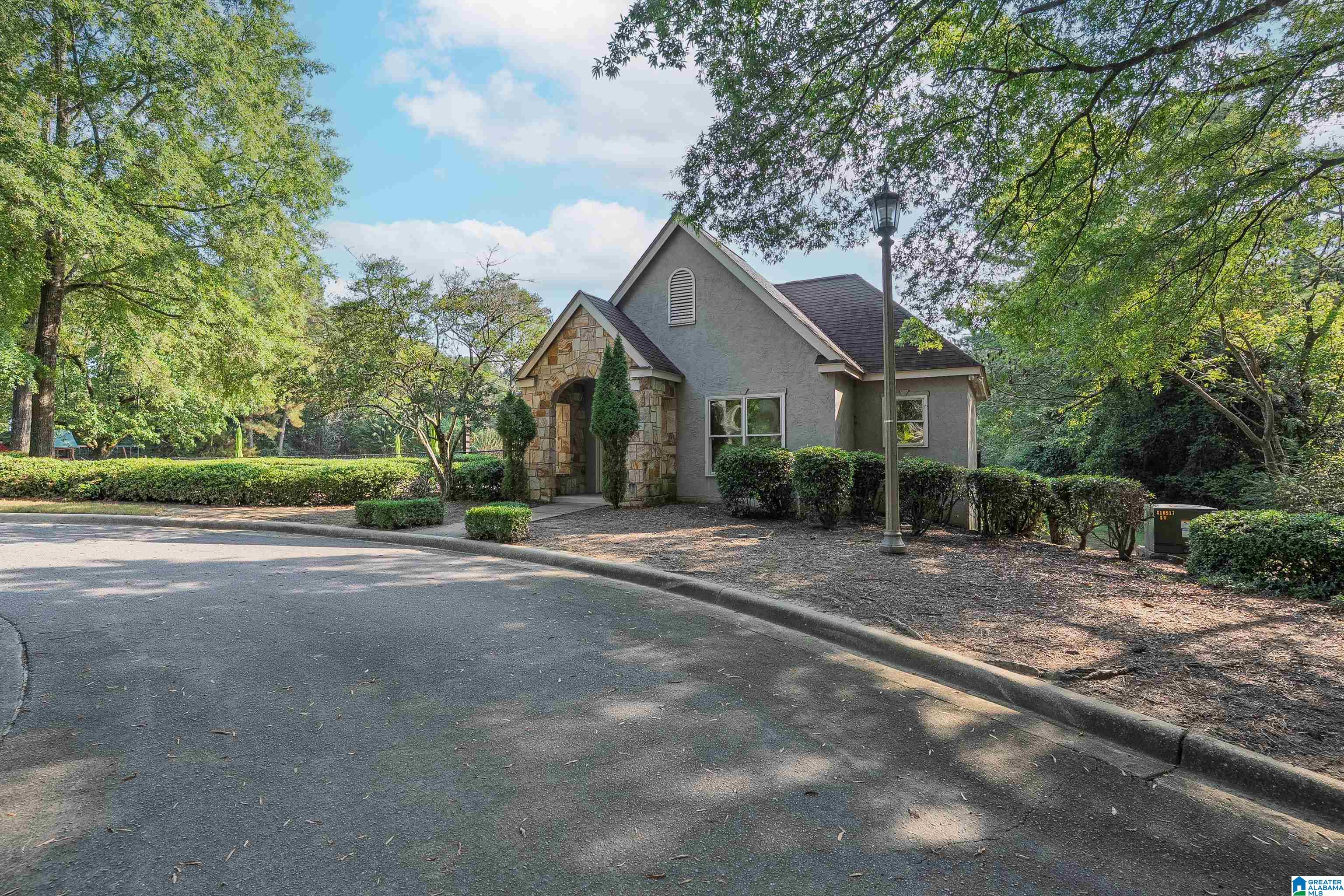 2901 GLENSTONE CIRCLE