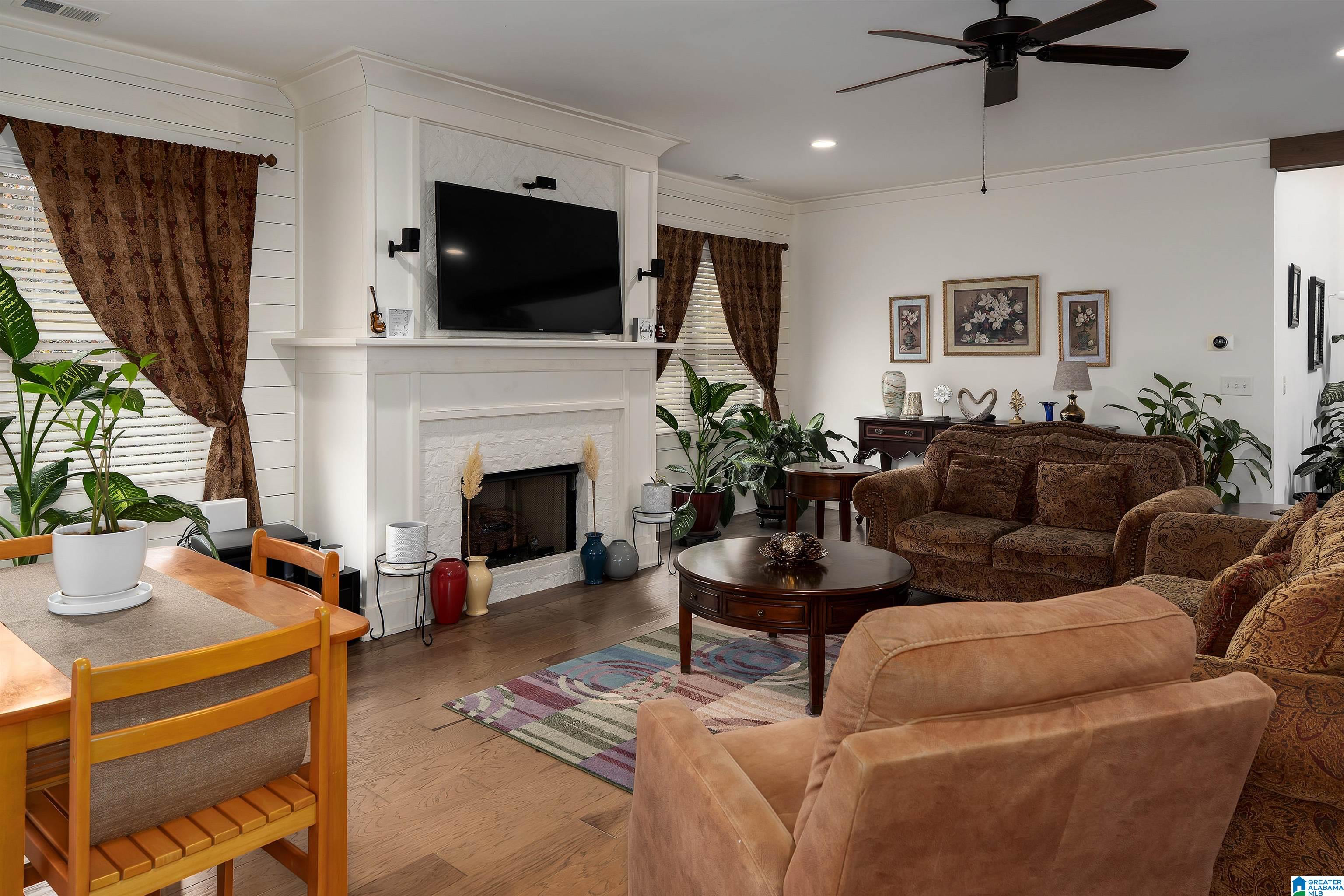 2236 BLACK CREEK CROSSING