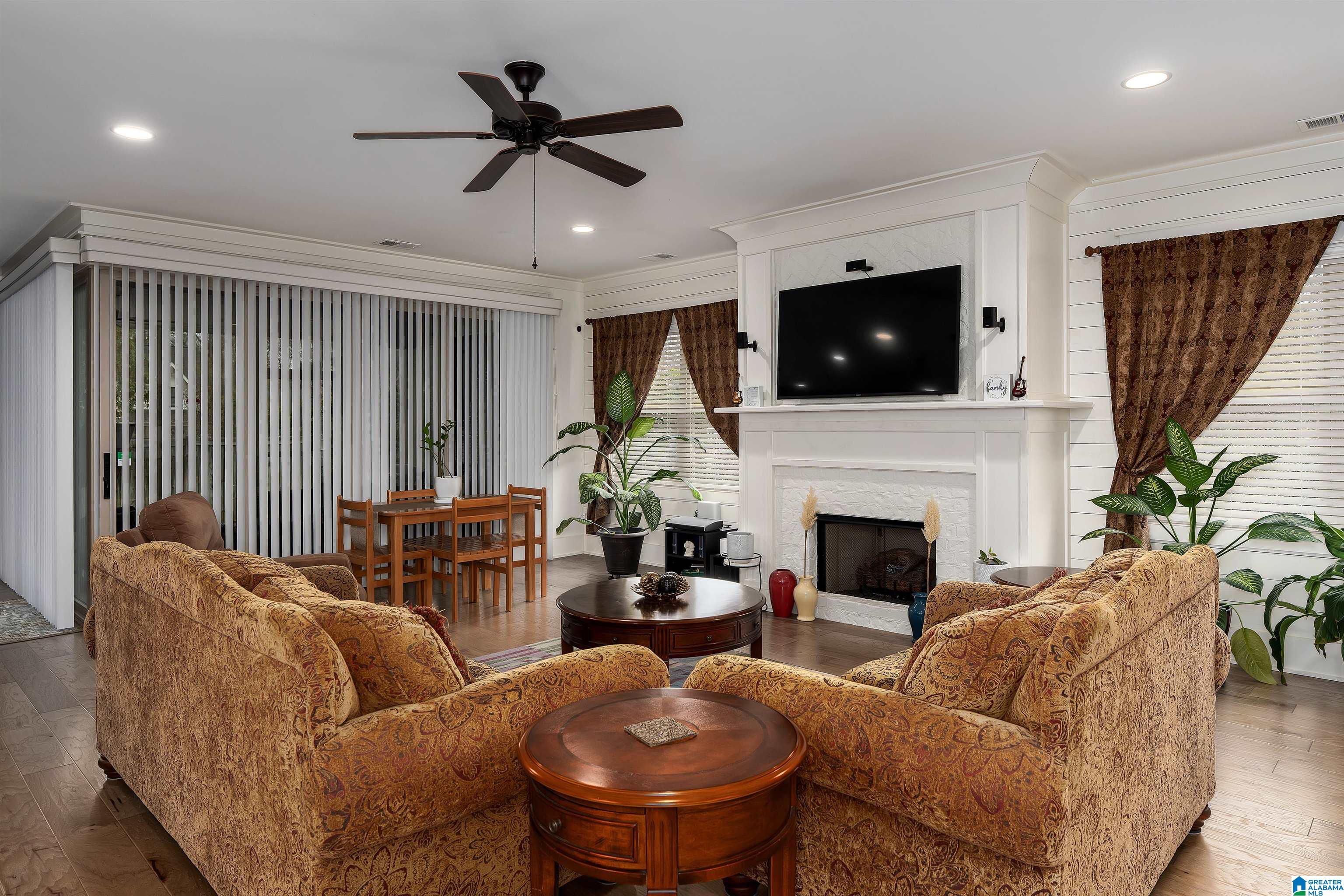 2236 BLACK CREEK CROSSING