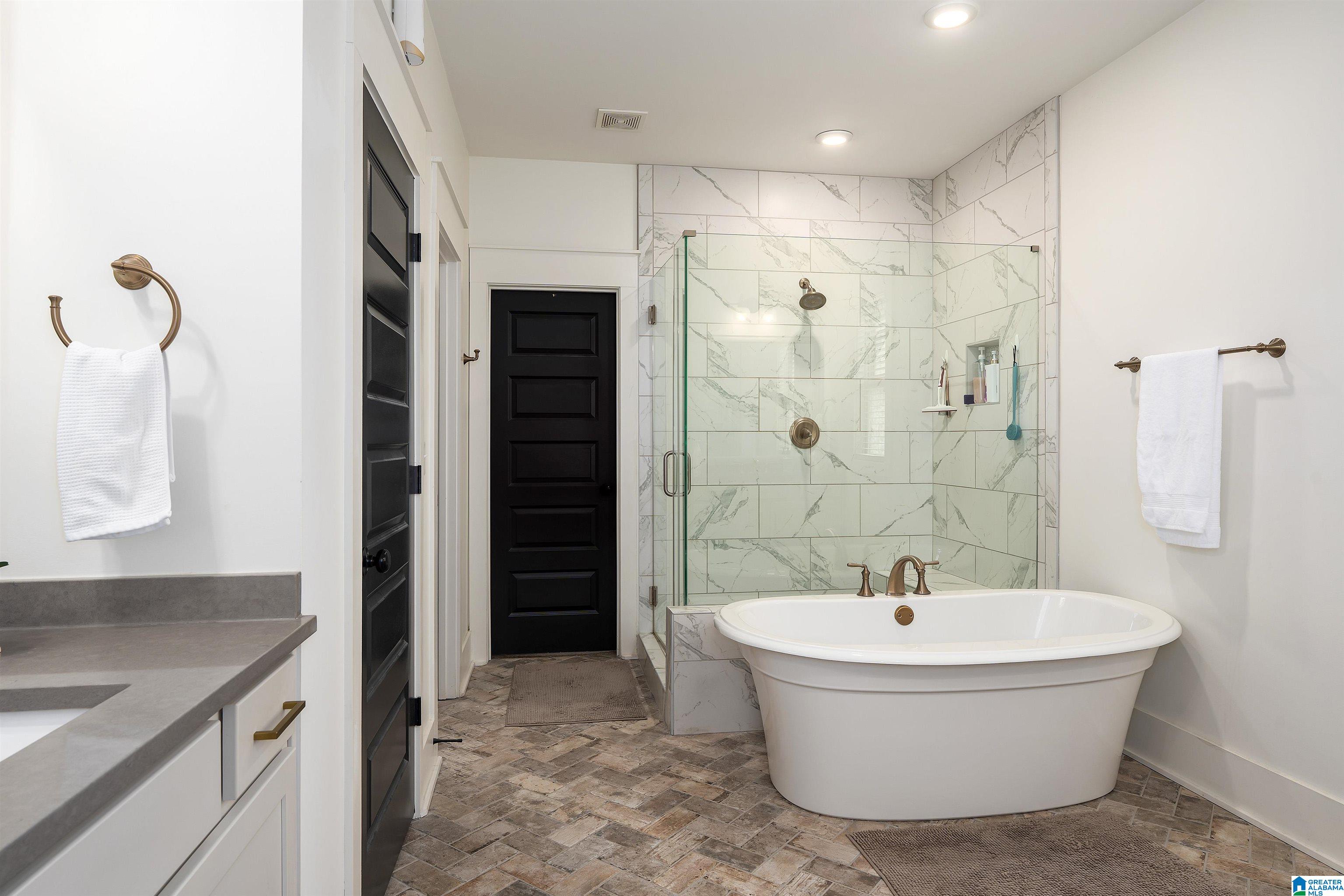 2236 BLACK CREEK CROSSING