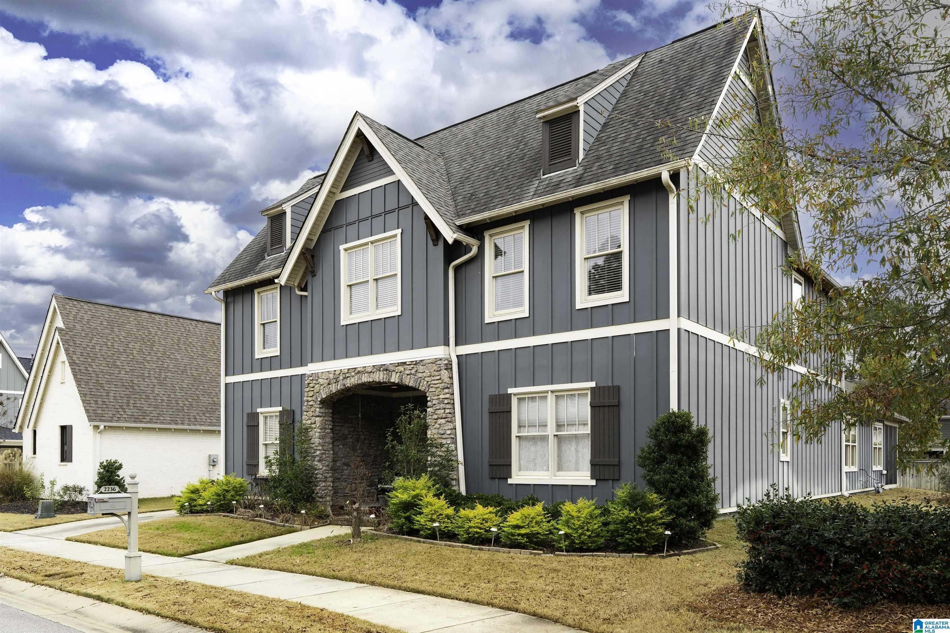 2236 BLACK CREEK CROSSING