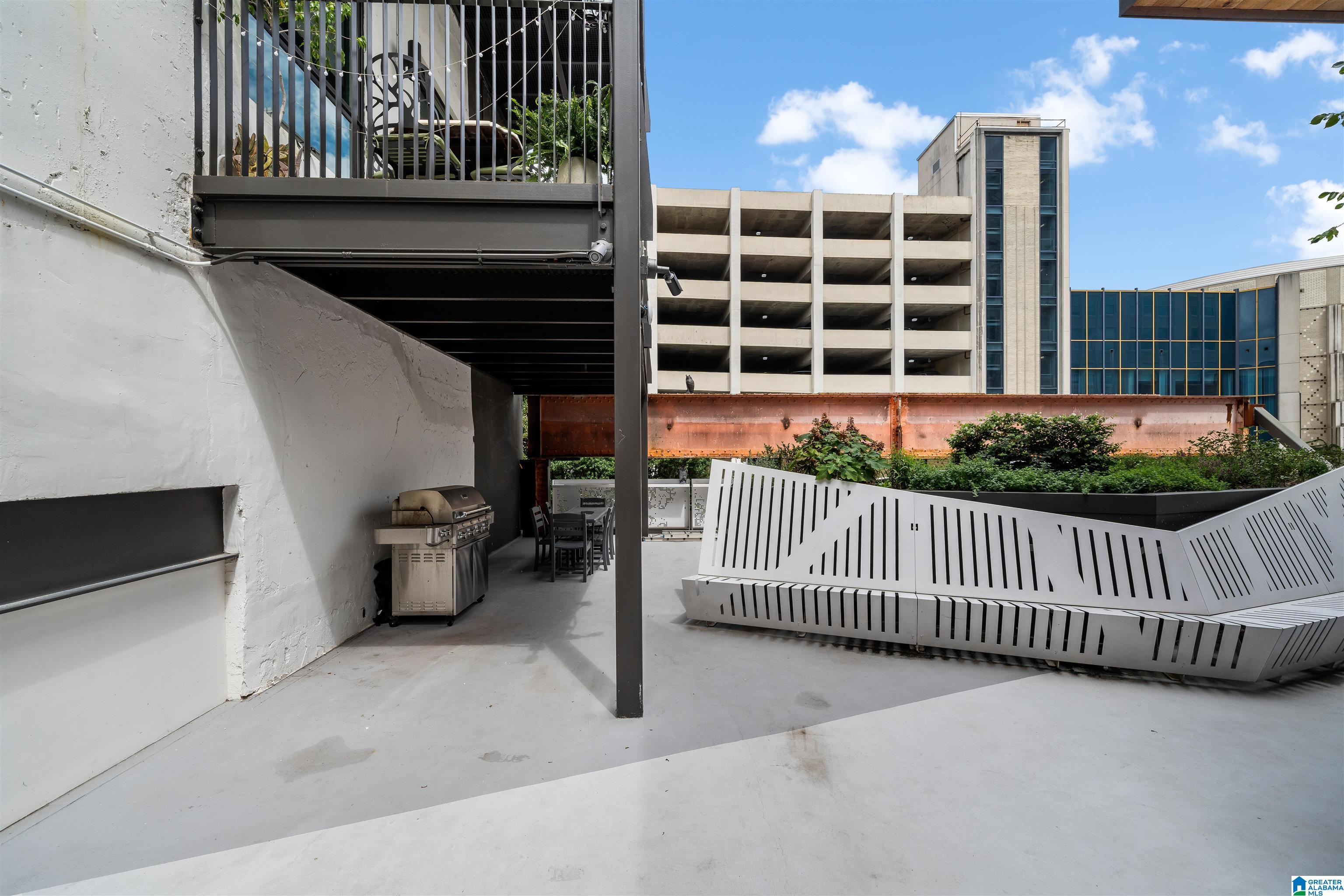 1801 2ND AVENUE N 208