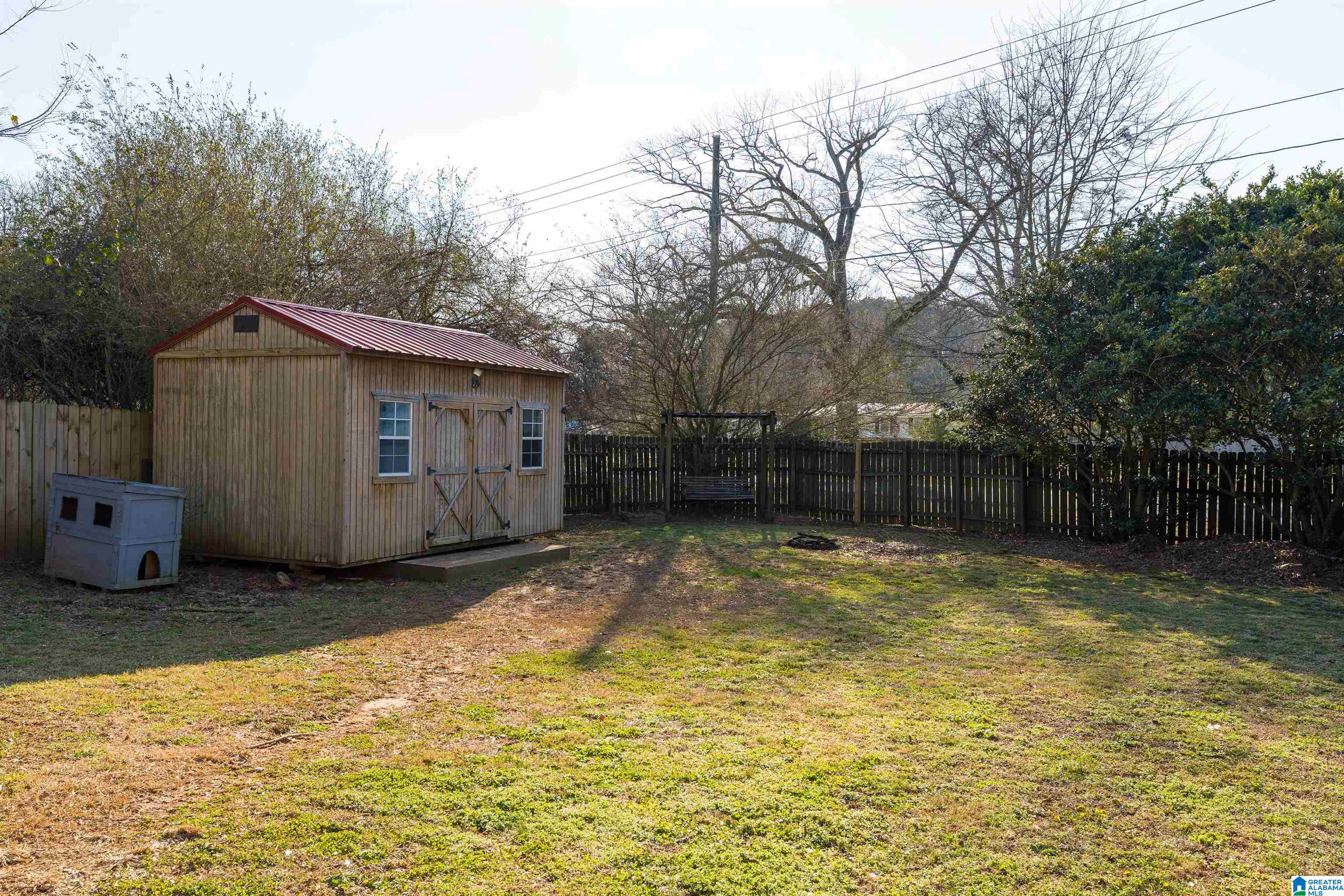 8401 LANEWOOD CIRCLE