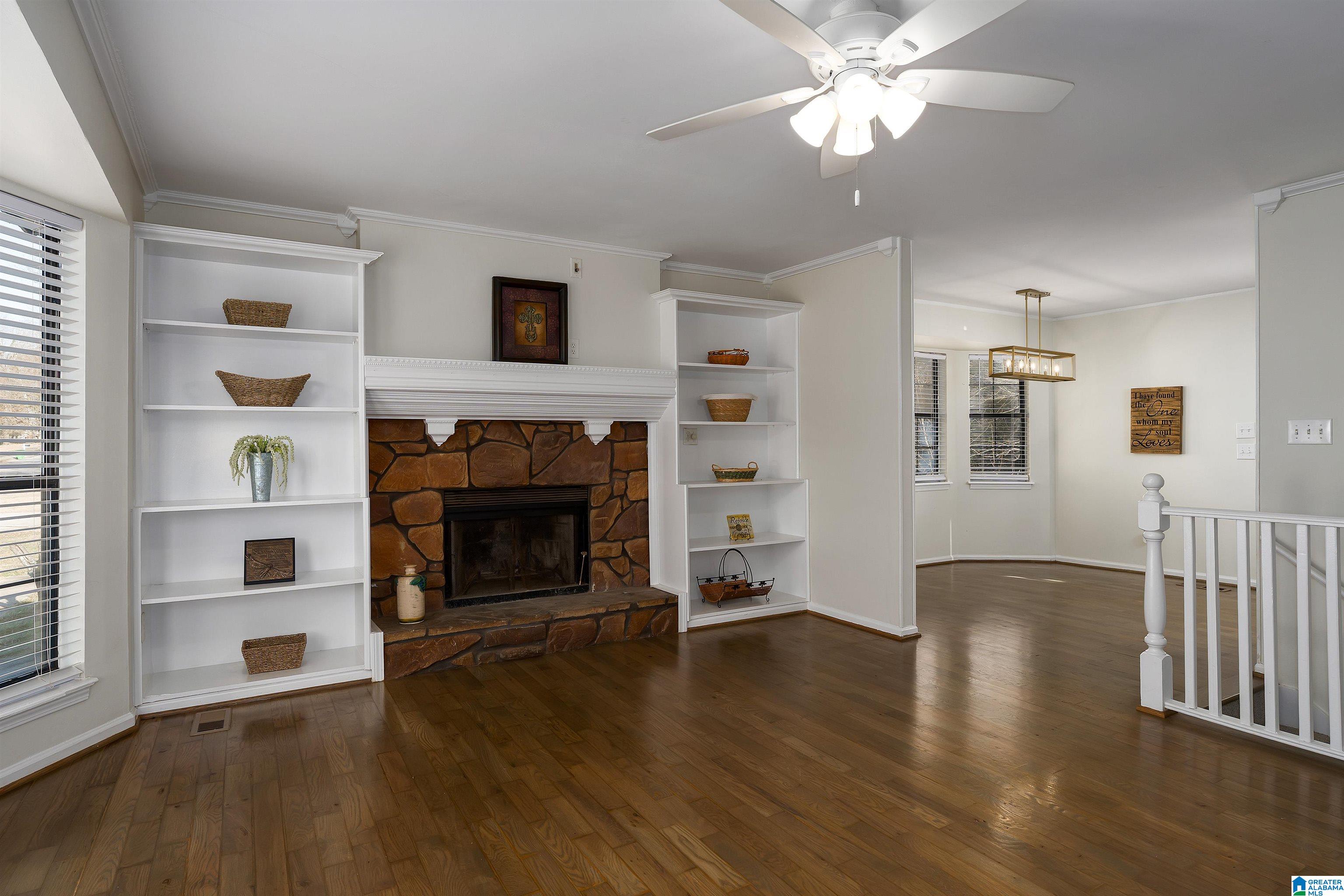 8401 LANEWOOD CIRCLE