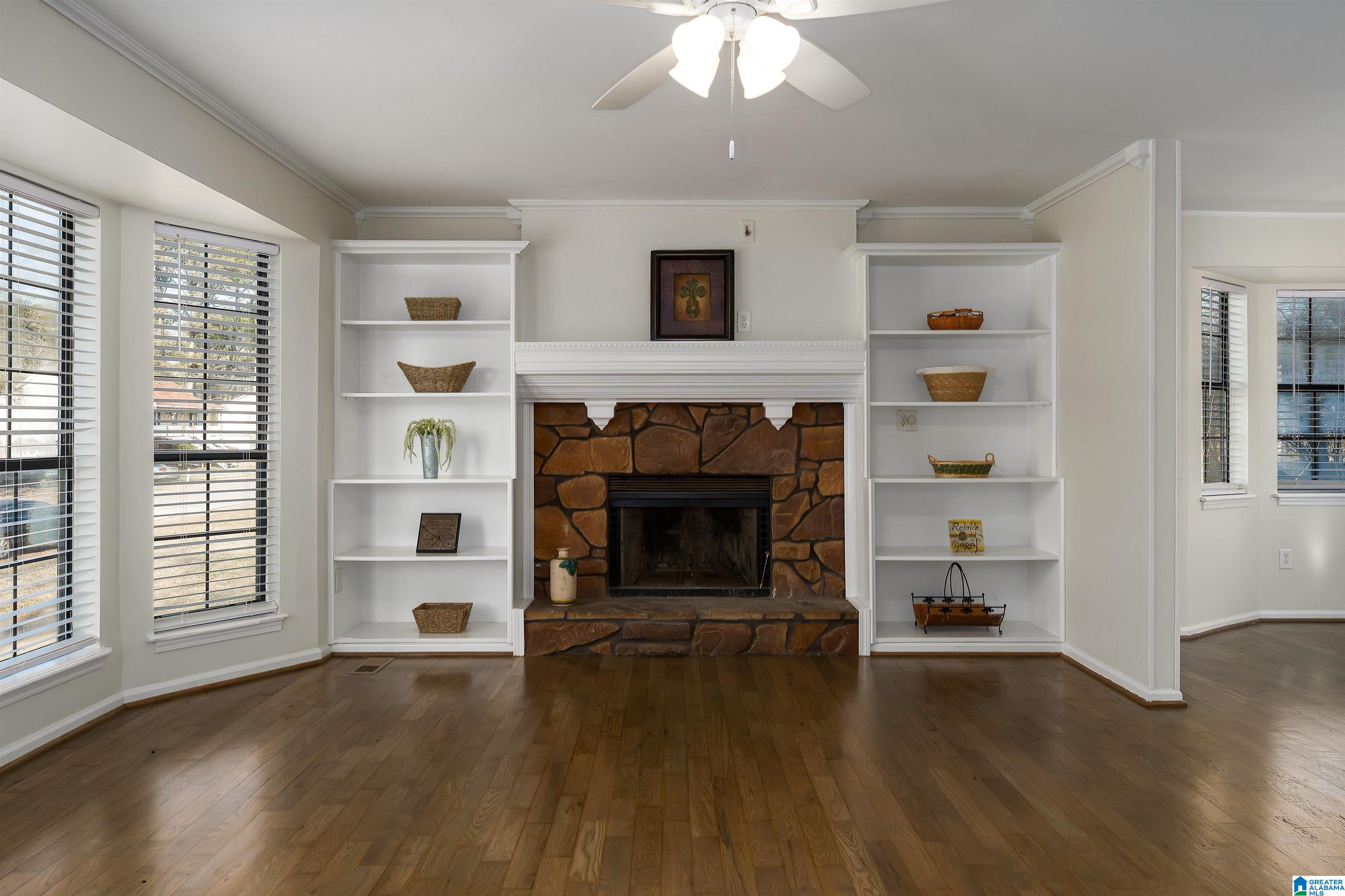 8401 LANEWOOD CIRCLE