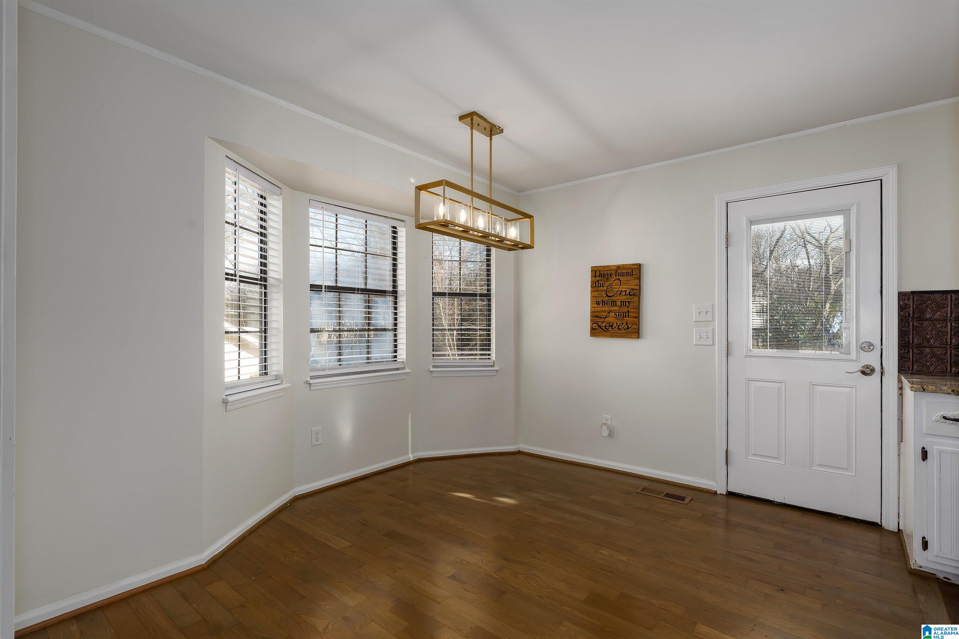 8401 LANEWOOD CIRCLE