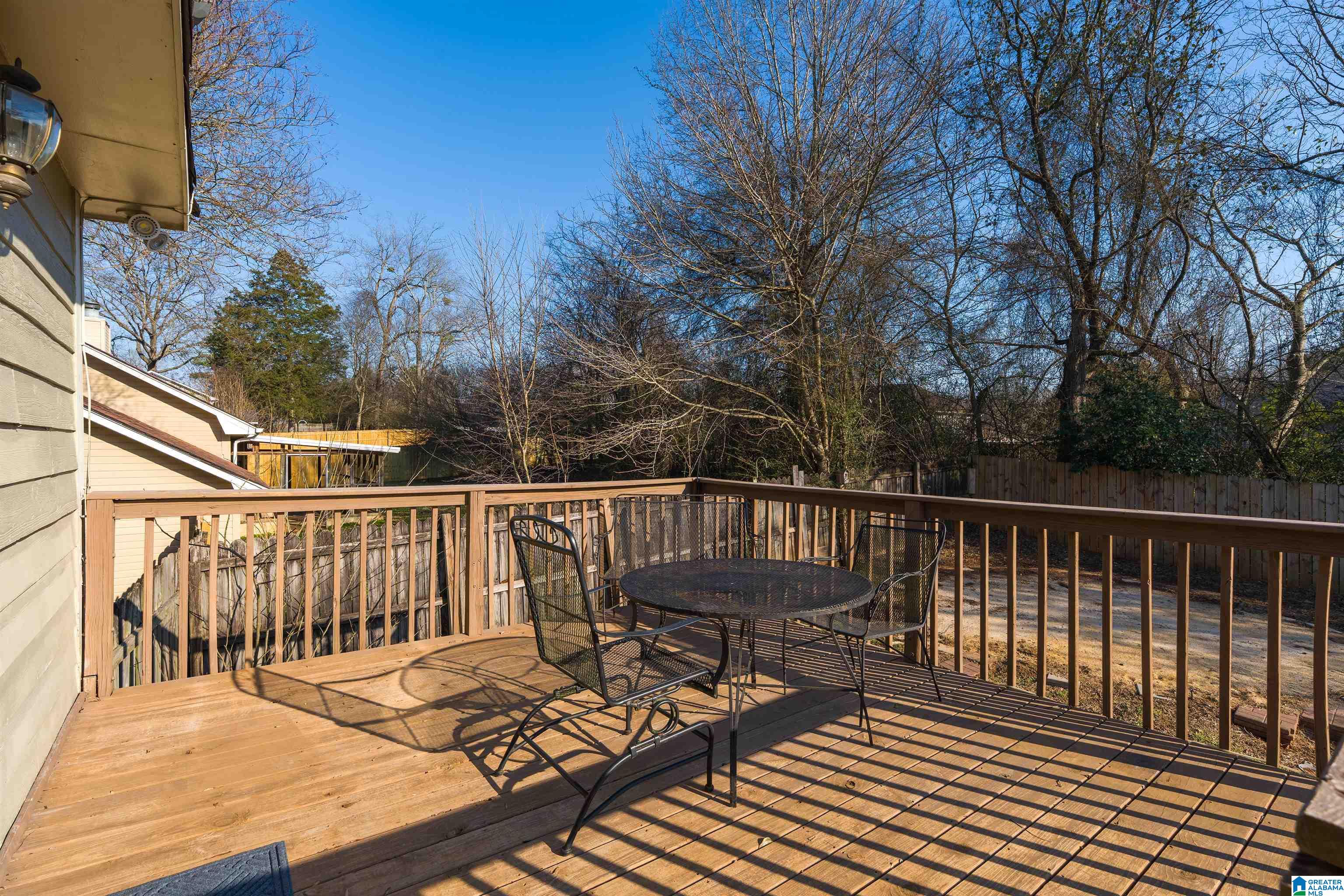 8401 LANEWOOD CIRCLE